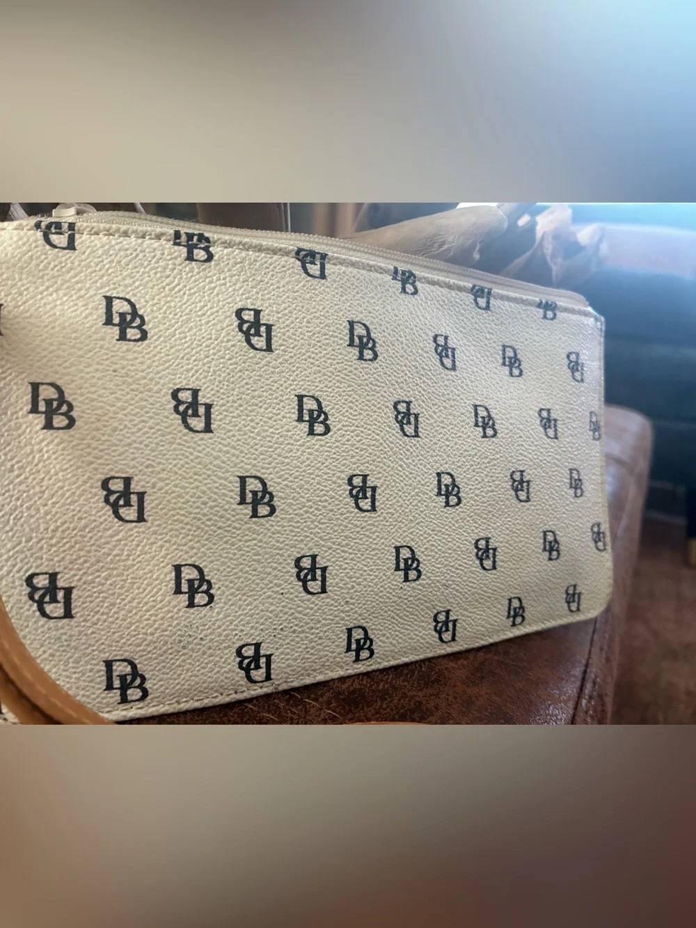 Dooney & Bourke Signature Monogram Wristlet Clutch – Cream/White & Navy
